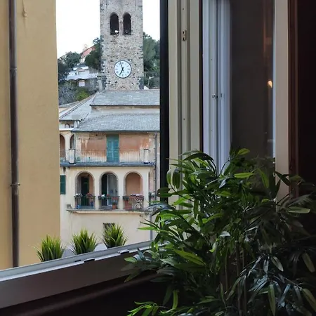 Via Verdi 5, Gli Affreschi * Monterosso al Mare