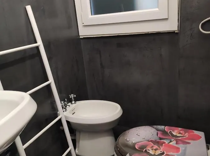 Via Verdi 5, Gli Affreschi Апартаменты Монтероссо-аль-Маре