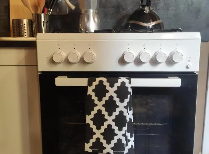 Апартаменты Via Verdi 5, Gli Affreschi Монтероссо-аль-Маре