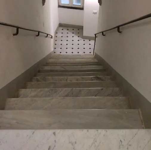 Via Verdi 5, Gli Affreschi شقة *